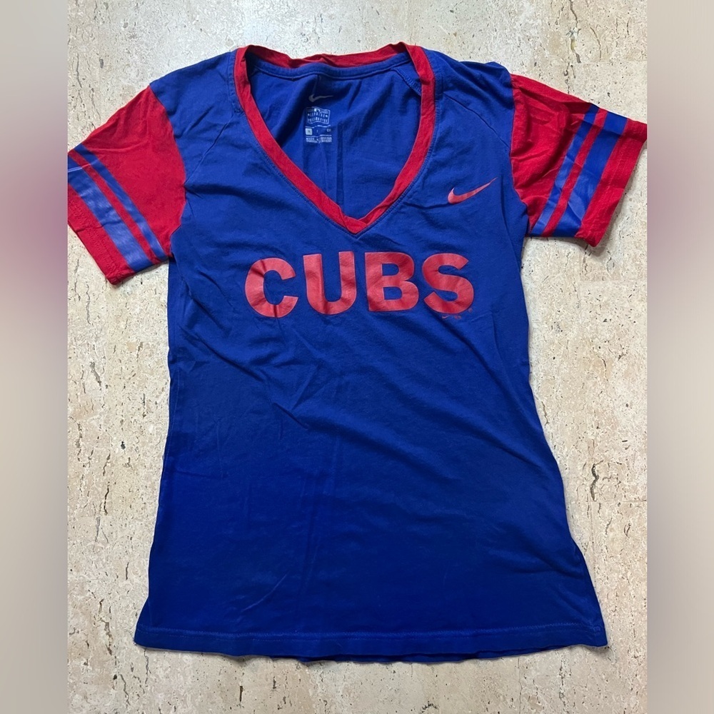 Nike Women’s Chicago Cubs MLB Fan Apparel Size Small